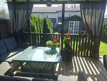 tamsiai pilka vienspalvė terasos uzuolaida