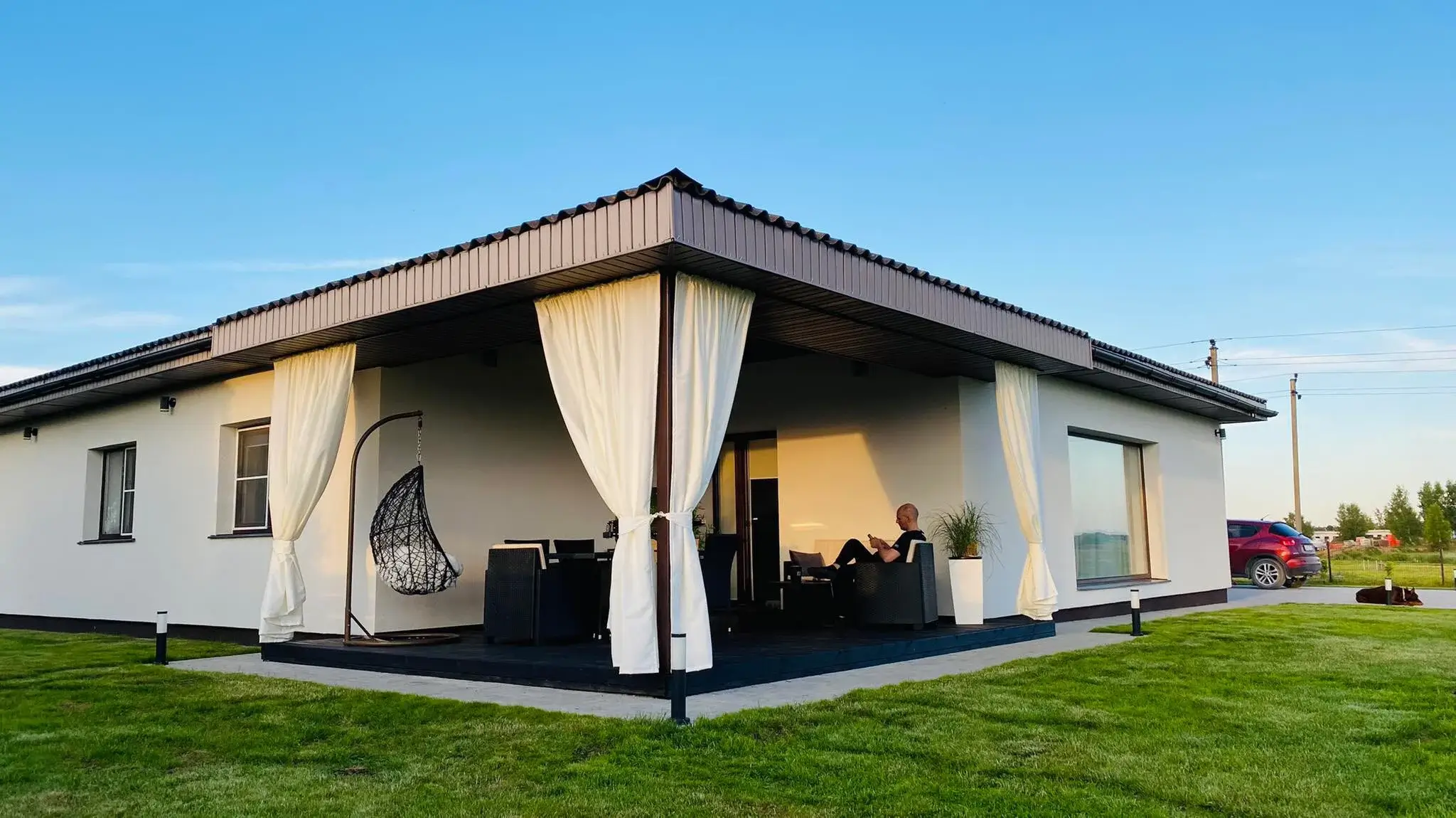 balta terasos uzuolaida